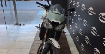 Comprar TRIUMPH STREET TRIPLE R en Siebla Selección